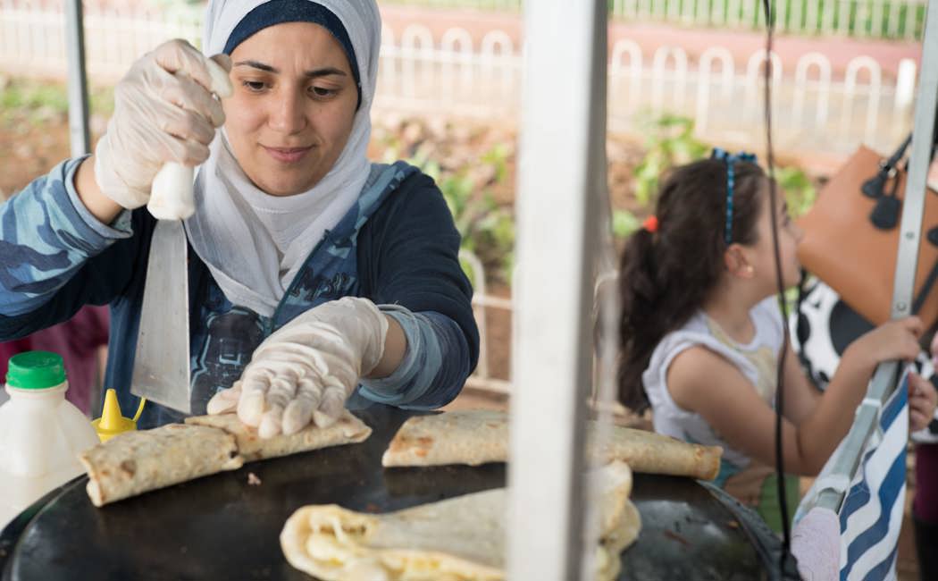 Syrian refugee Salsabil cooks typical Arabic dishes in Brazil. 