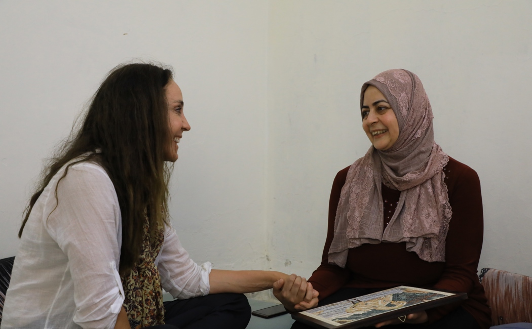 Janine Allis with Malak, a Syrian refugee living in Jordan. 