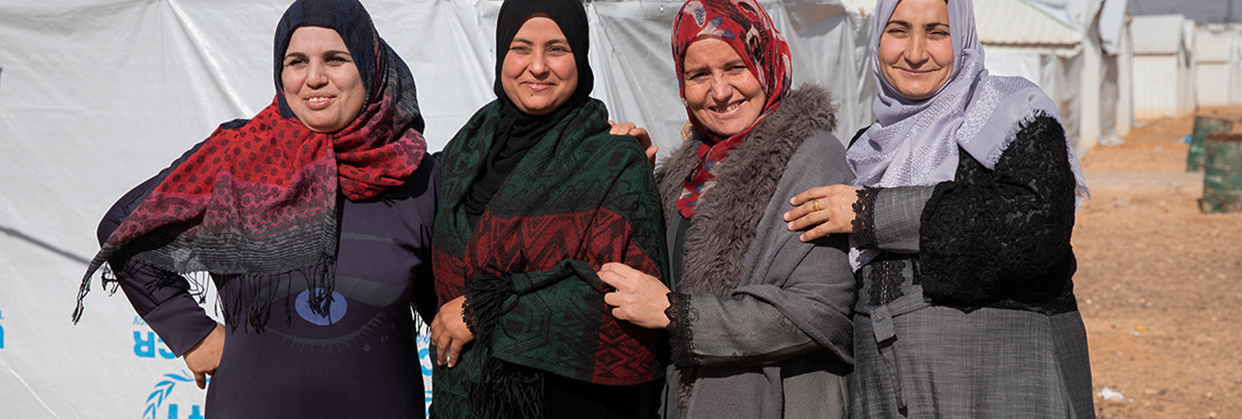 Samira, Samaher, Kholoud and Itidal live in Azraq refugee camp in Jordan and are part of an artisan collective supported by UNHCR. @UNHCR/Jordi Matas