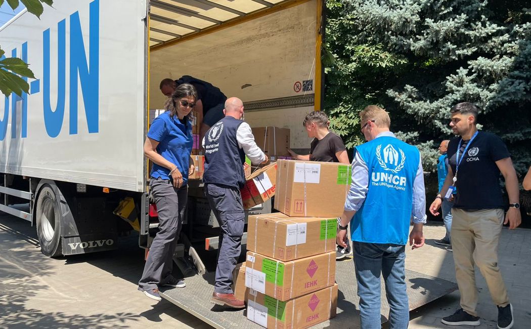 UNHCR and UN partners are delivering aid to those impacted in Khersonska oblast following the destruction of Kakhovka dam on June 6