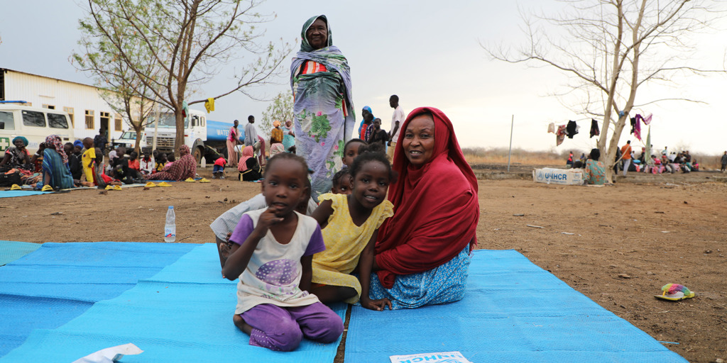 Thousands Of Refugee Returnees Cross Border Fleeing Sudan Violence